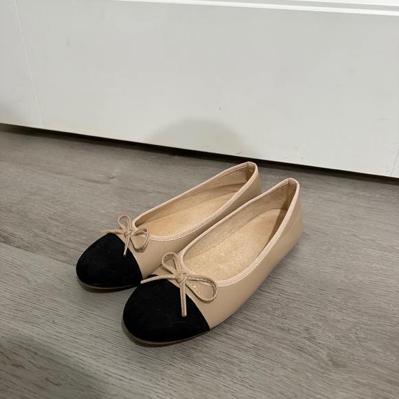 Khaki with black ballet flat shoes - Picture 2 of 5